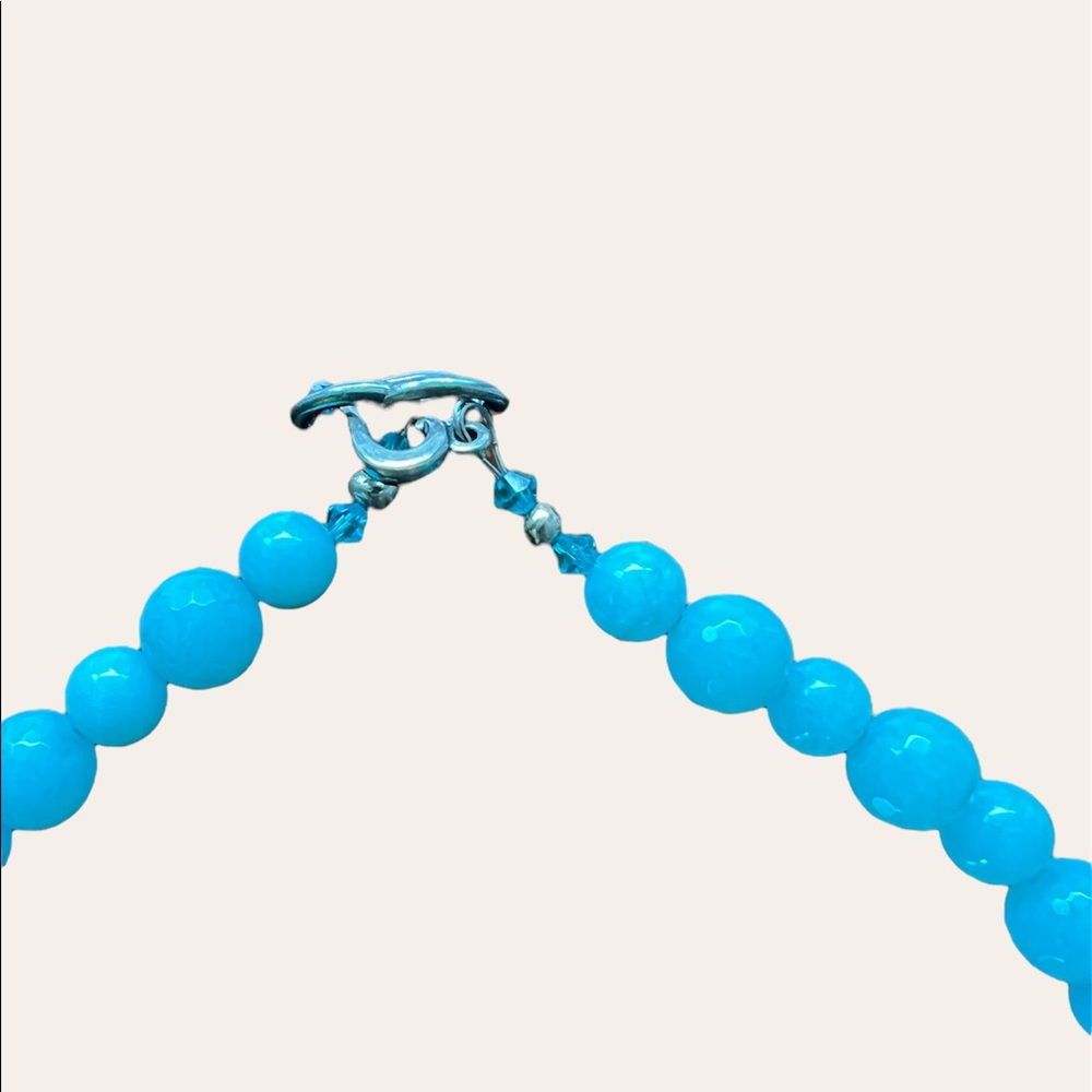 Handmade teal necklace with rose pendant. - Picture 2 of 4